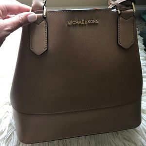 Michael Kors Bucket Purse